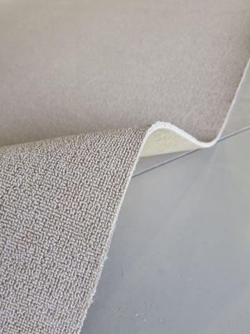 Avantaj Krem Halıfleks Keçe Taban Overloksuz