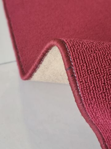 Avantaj Kırmızı Halıfleks Keçe Taban Overloklu